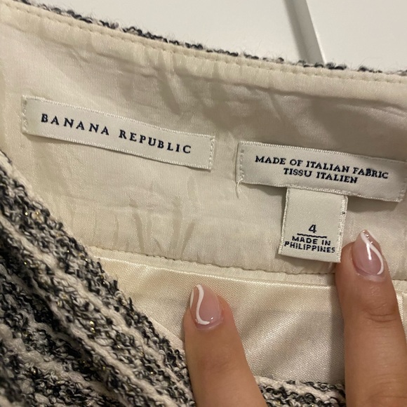 Chic Banana Republic Twil Skirt - Picture 3 of 3